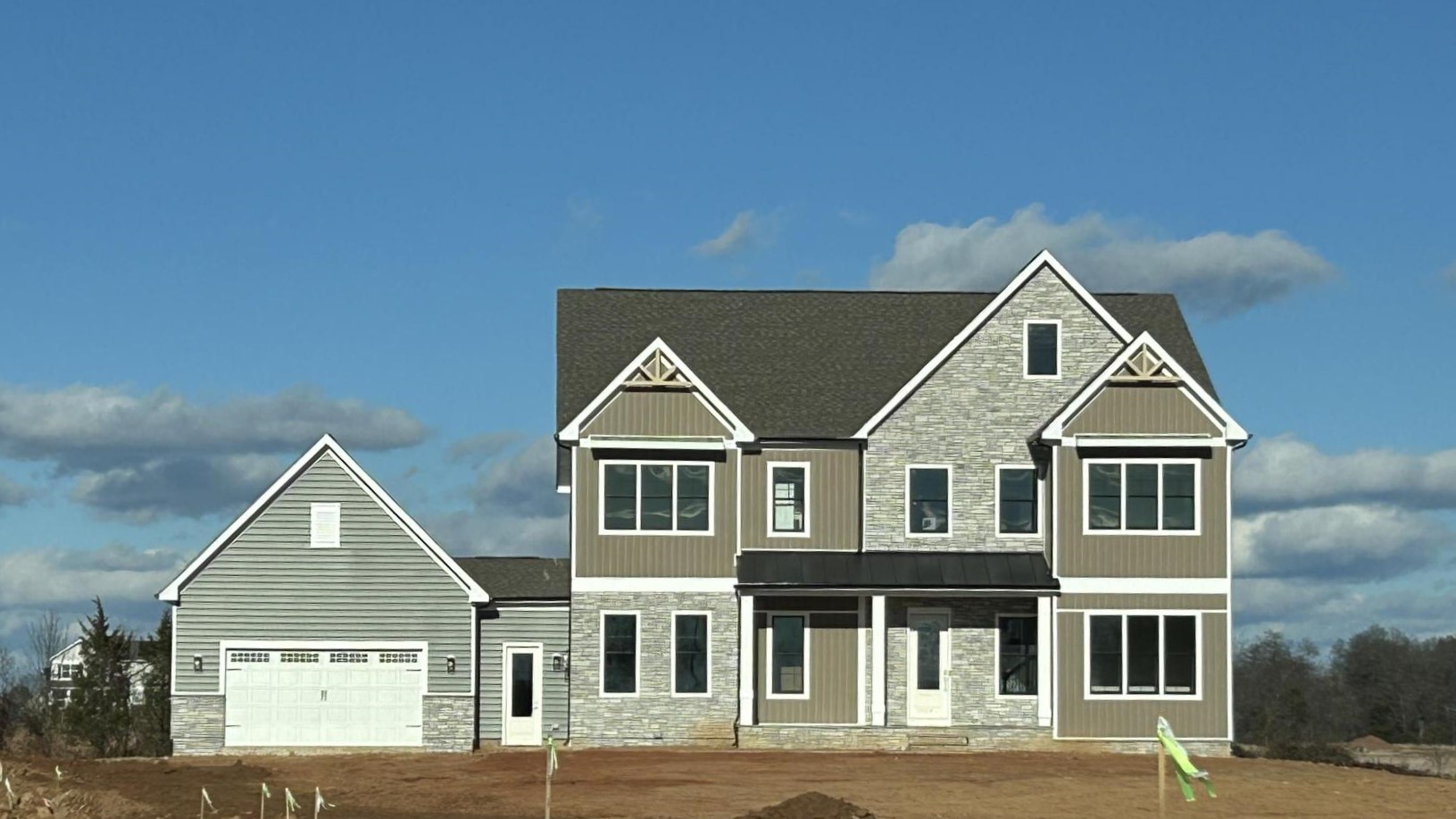 Hampton II exterior front