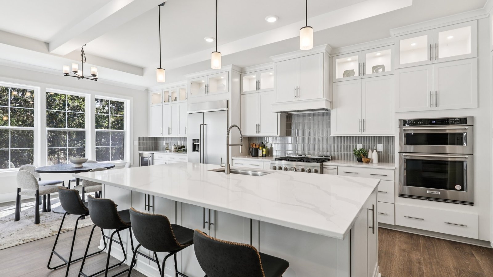 Ample cabinetry in the kitchen