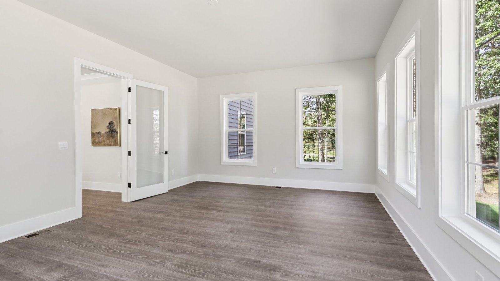 beautiful spacious sunroom