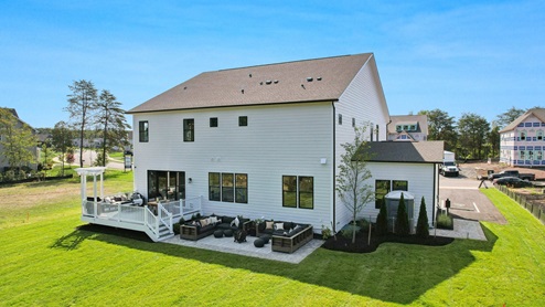 Hampton II exterior
