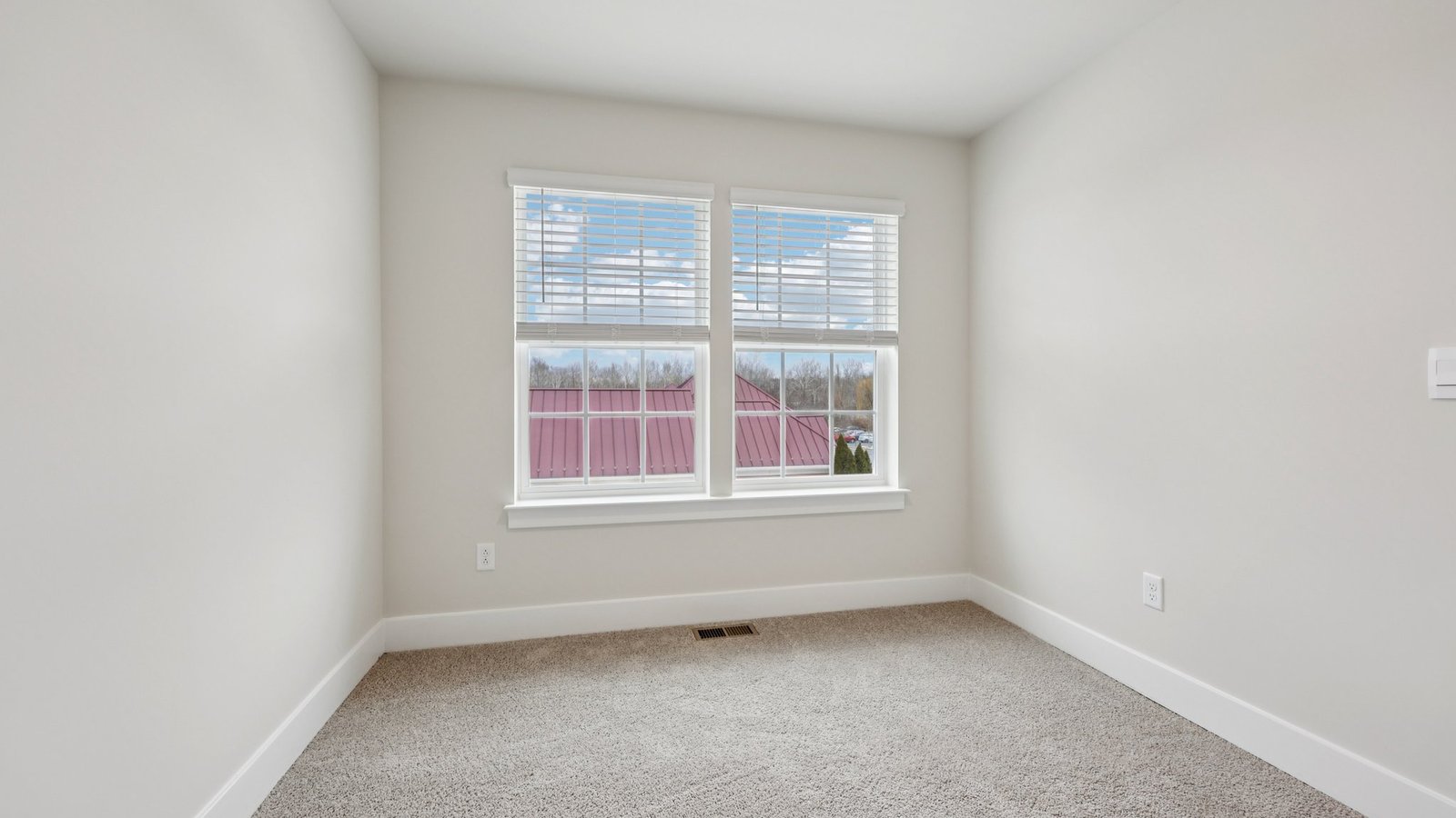 Secondary bedroom third floor