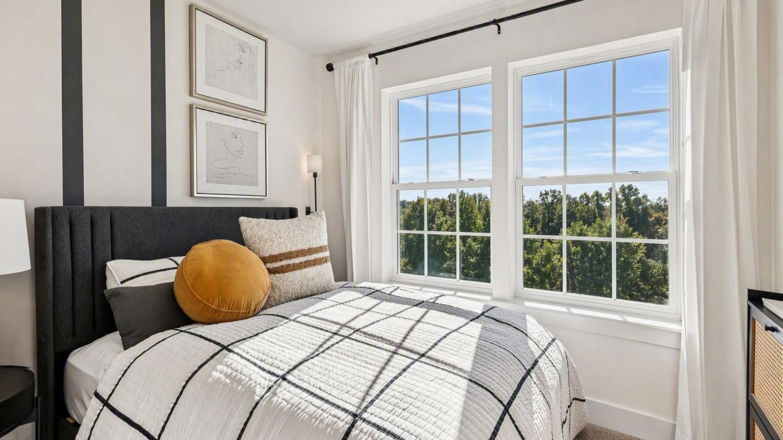 secondary bedroom