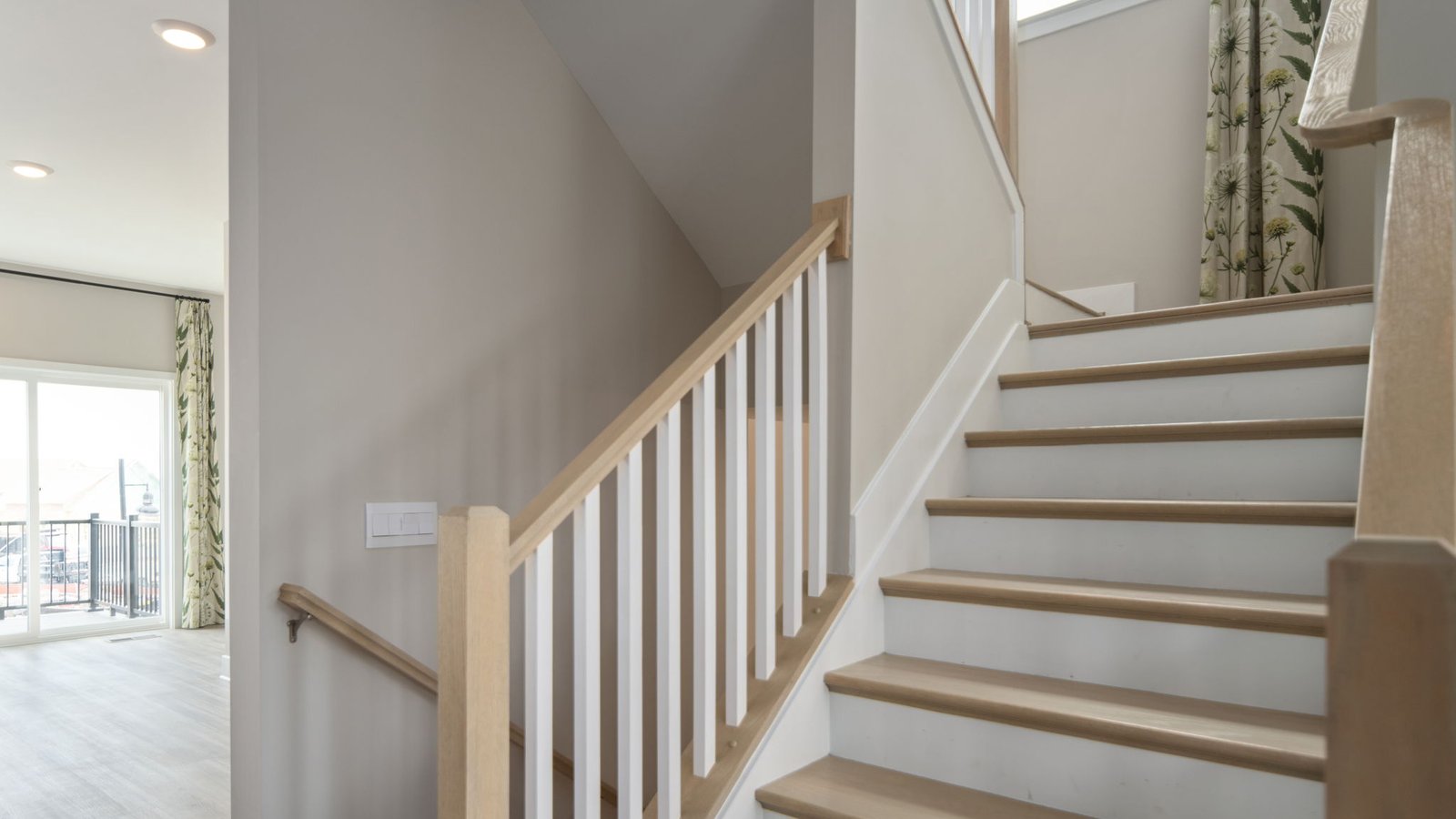 main level staircase