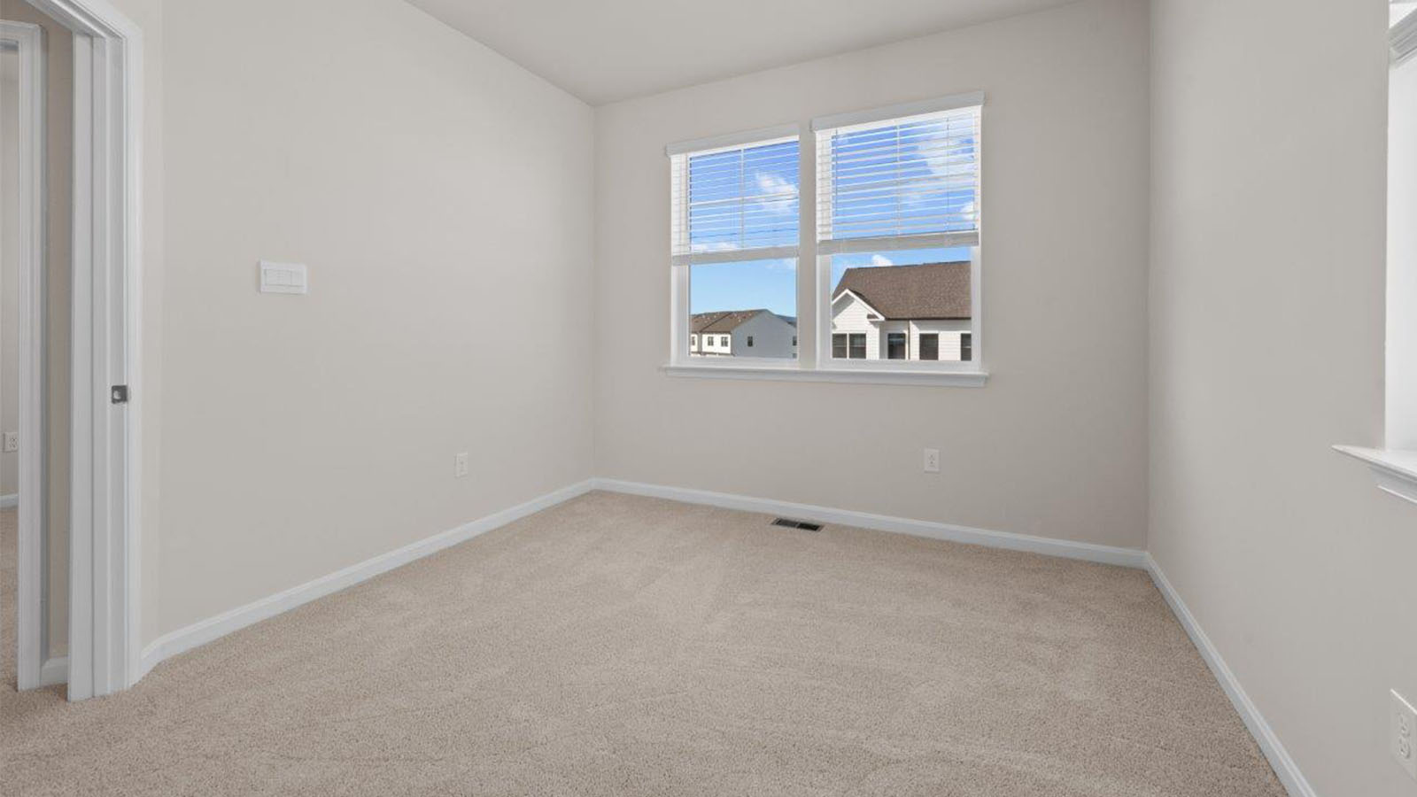 Secondary bathroom on a third floor