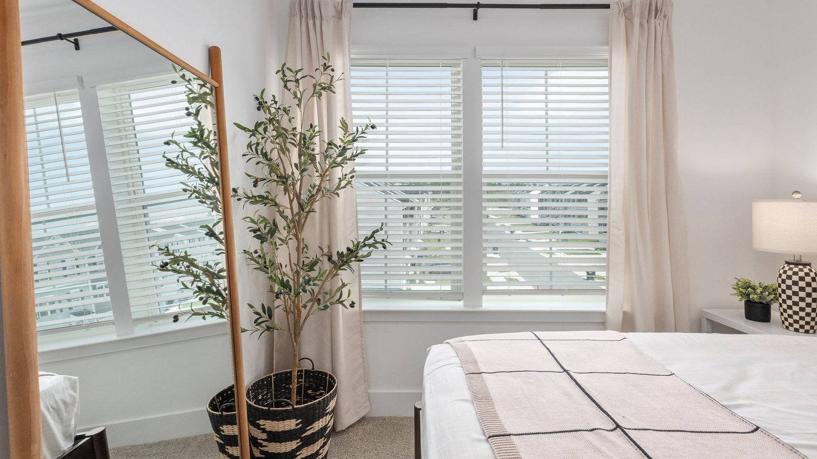 secondary bedroom