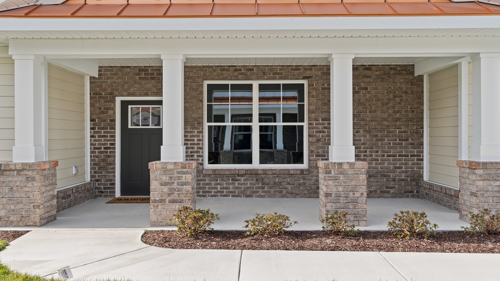 2144 Edwin Drive, Chesapeake, VA, Retreat at Edinburgh Farms Presented By D.R. Horton front 1-level 2-car garage porch