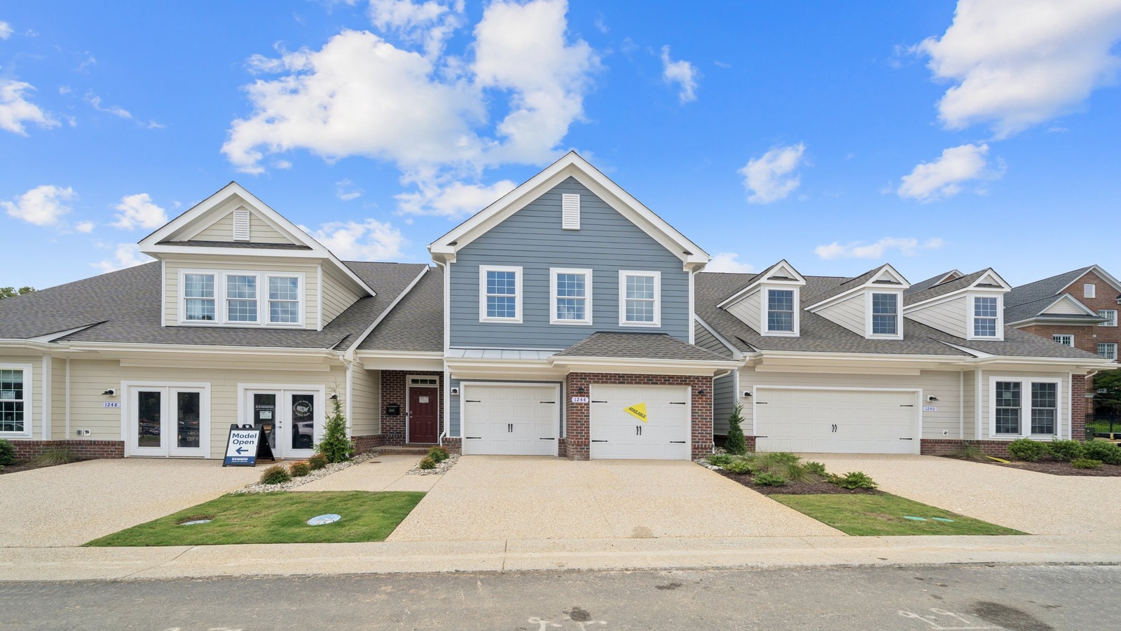 1292 Treviso Bay exterior