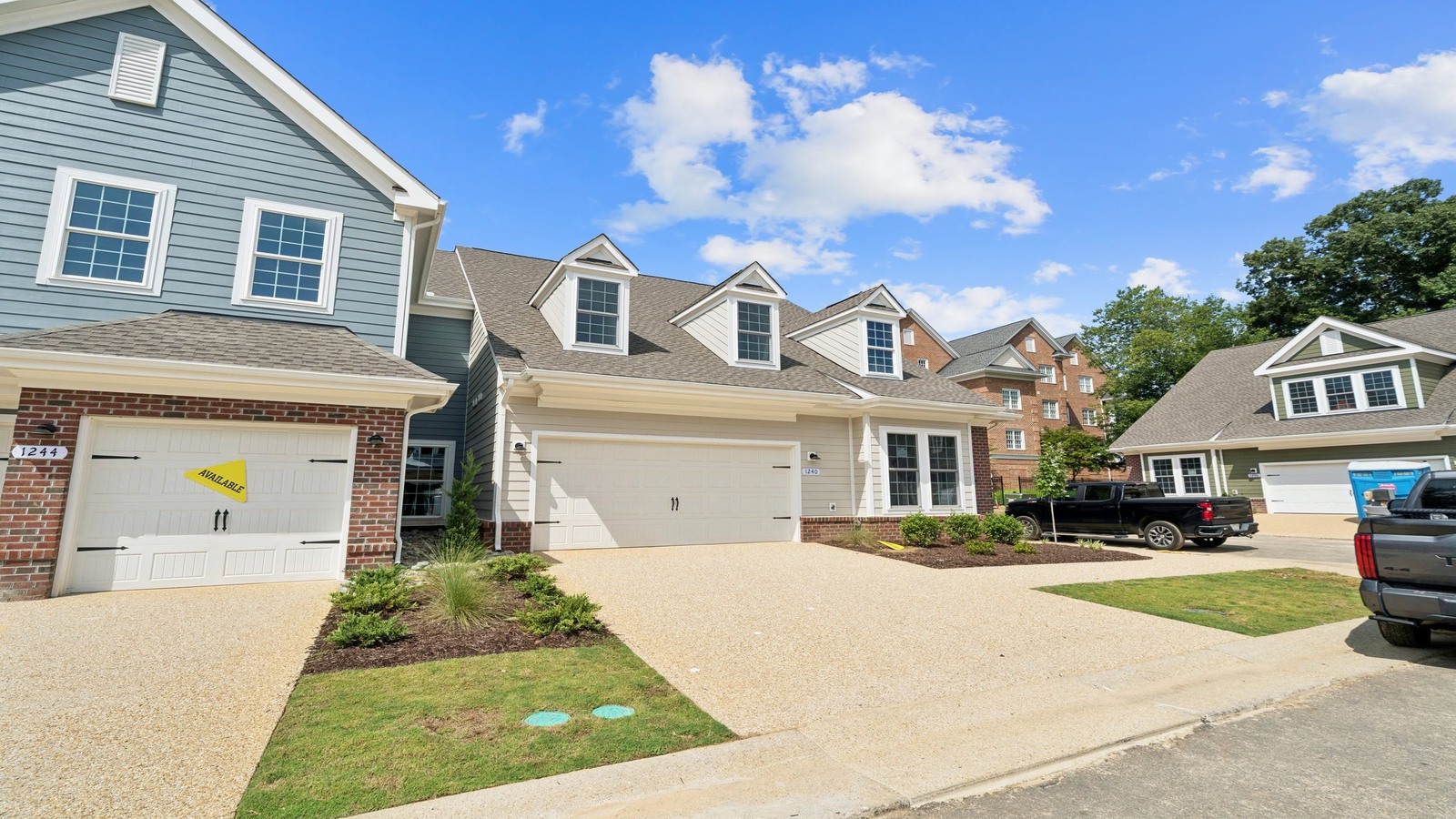 1240 Treviso Bay, Williamsburg, VA, Country Club Villas Presented By D.R. Horton front 2-level 2-car garage right