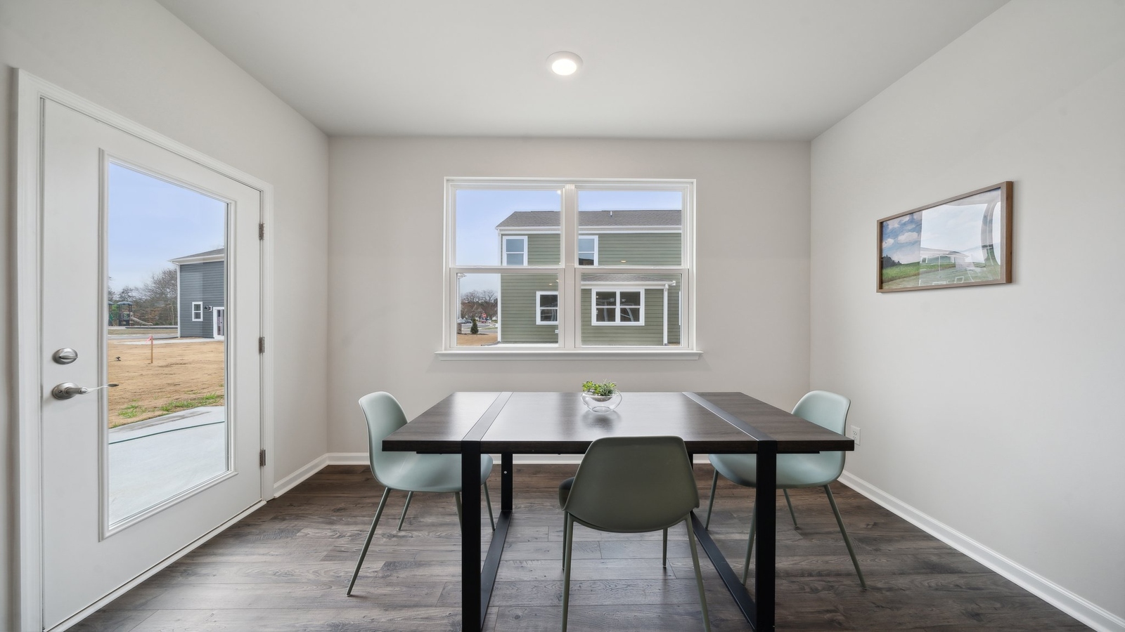 D.R. Horton designed front entry dining area in Bennetts Pasture new construction residence