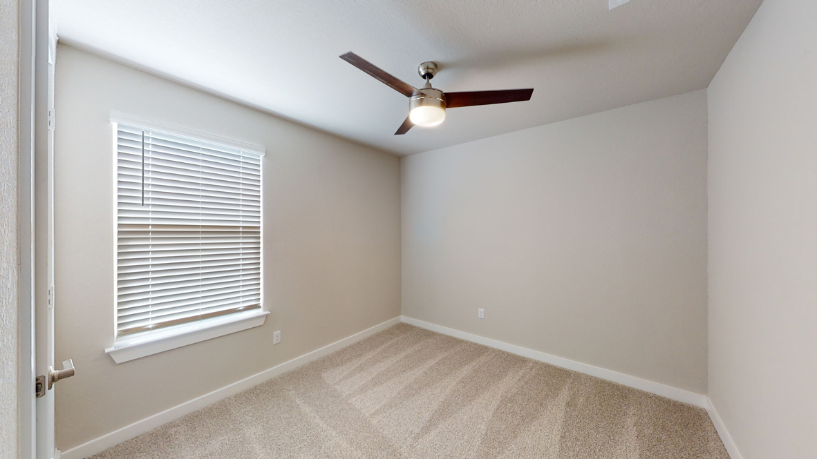 Secondary bedroom