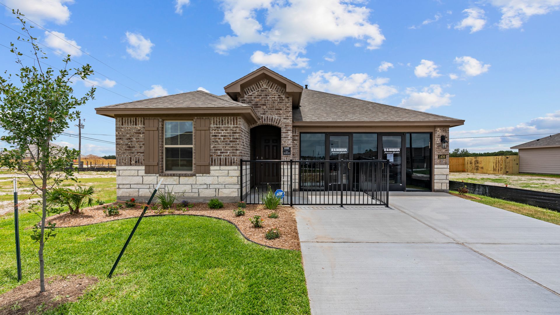 New Homes in Cottages by the Bay CORPUS CHRISTI, TX D.R. Horton