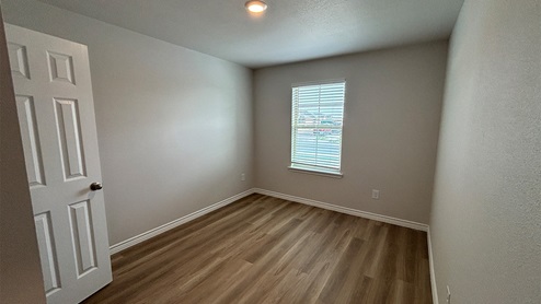 Bedroom 4 with EVP flooring