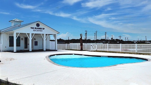Resort Style Pool
