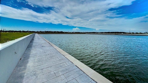 Marina promenade