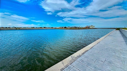 Marina promenade