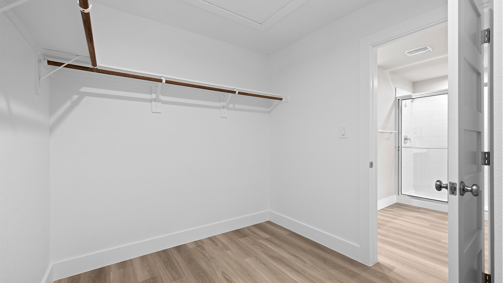 primary walk in closet