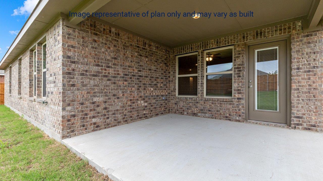 Holden Plan, Kings Landing back patio