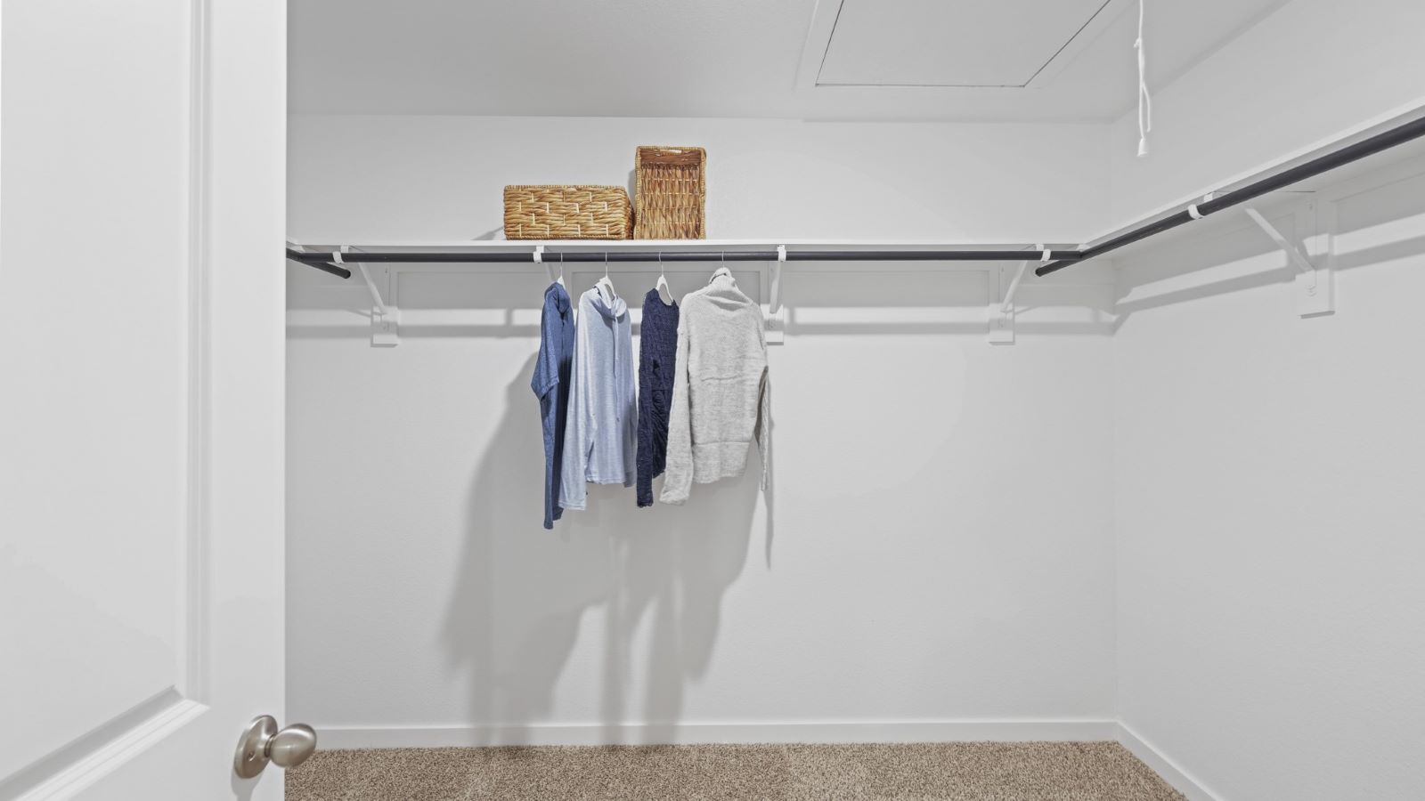 walk in closet