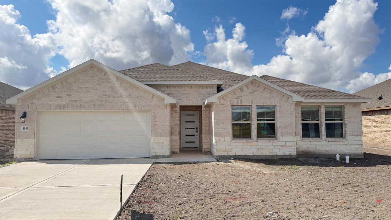 3545 Sahar Lake Drive exterior