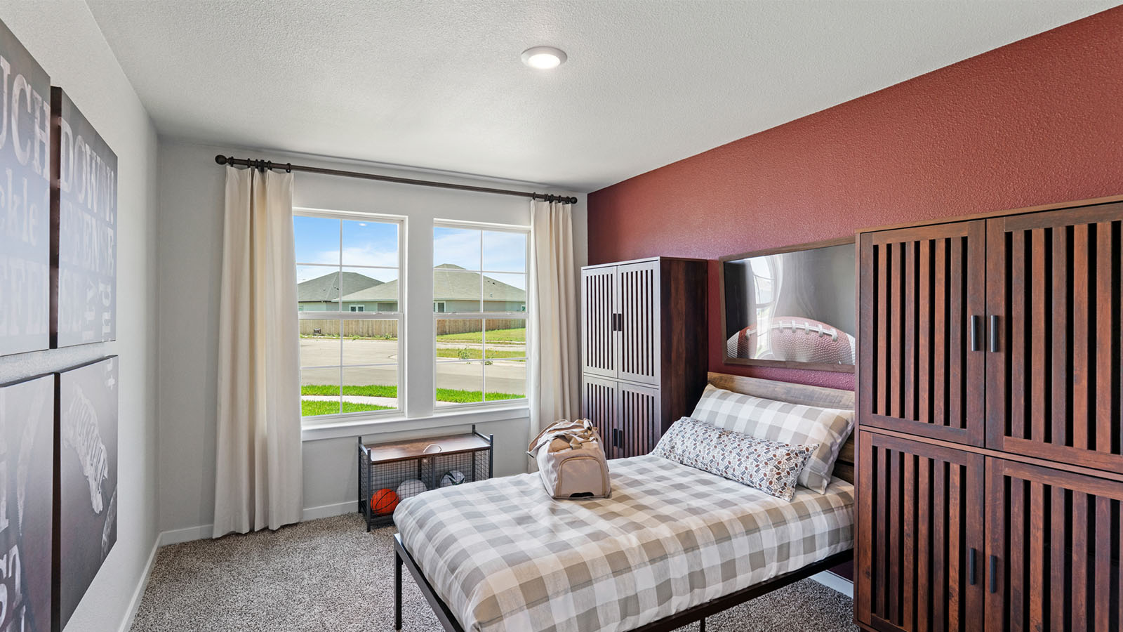 secondary bedroom