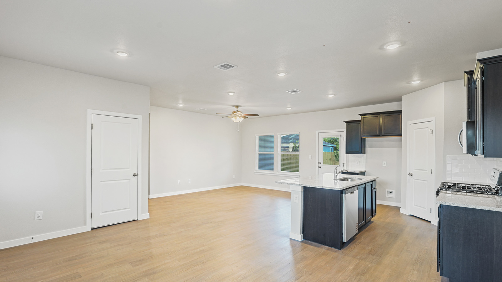 living and dining room and kithen