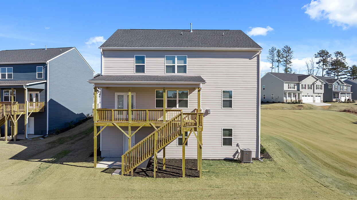 125 ELLERSTON DRIVE Exterior Rear