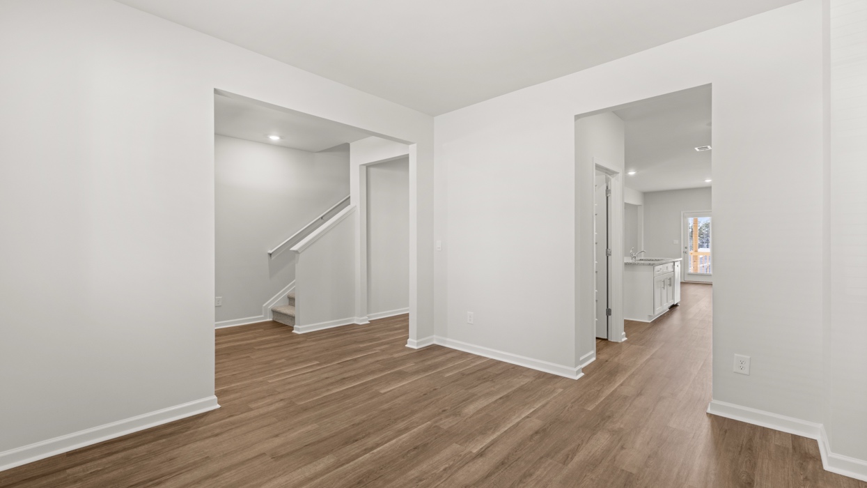 125 ELLERSTON DRIVE Interior