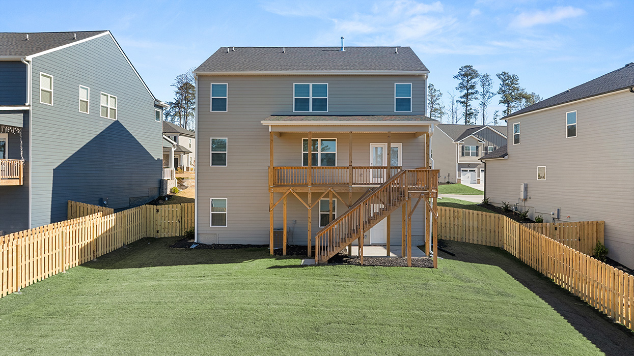 117 ELLERSTON DRIVE Exterior Rear