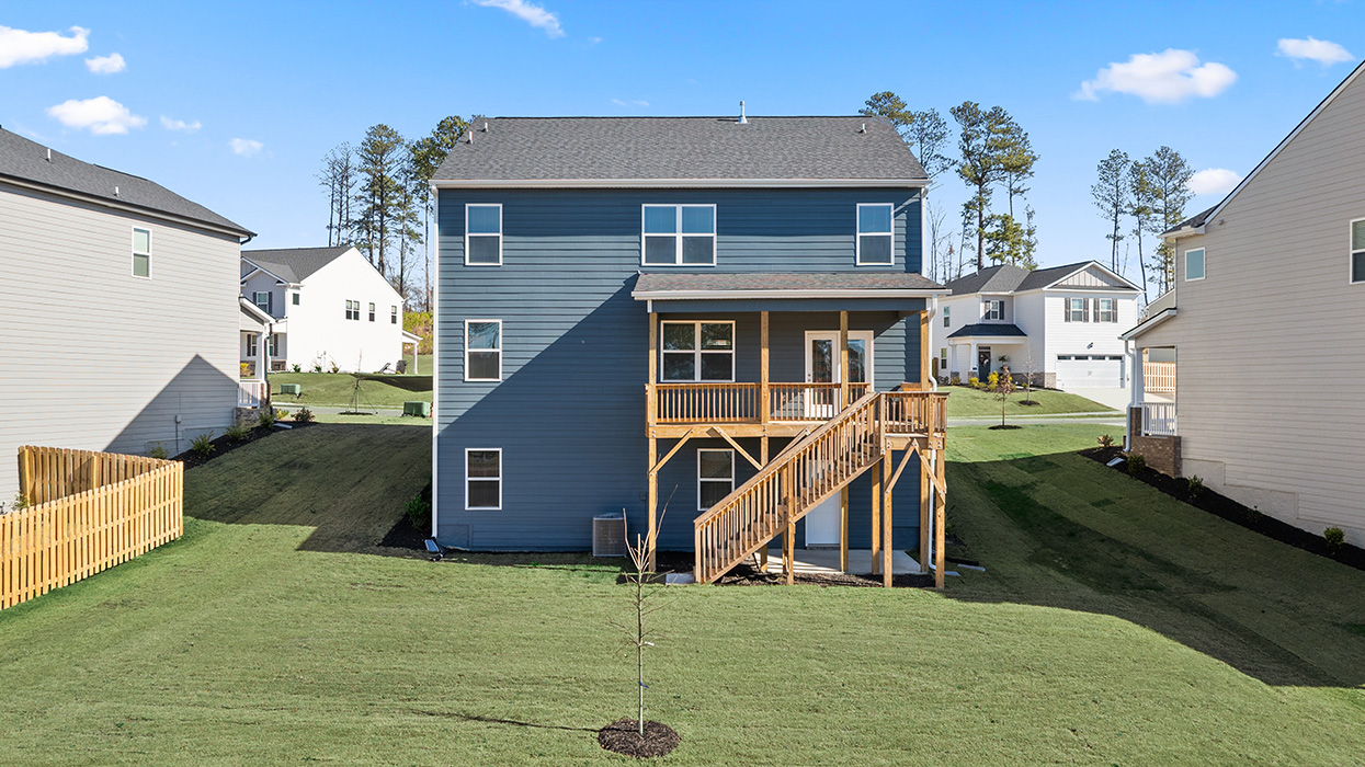 123 ELLERSTON DRIVE Exterior rear