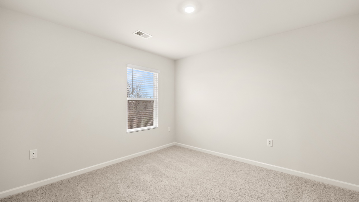 bedroom 5 with natura light