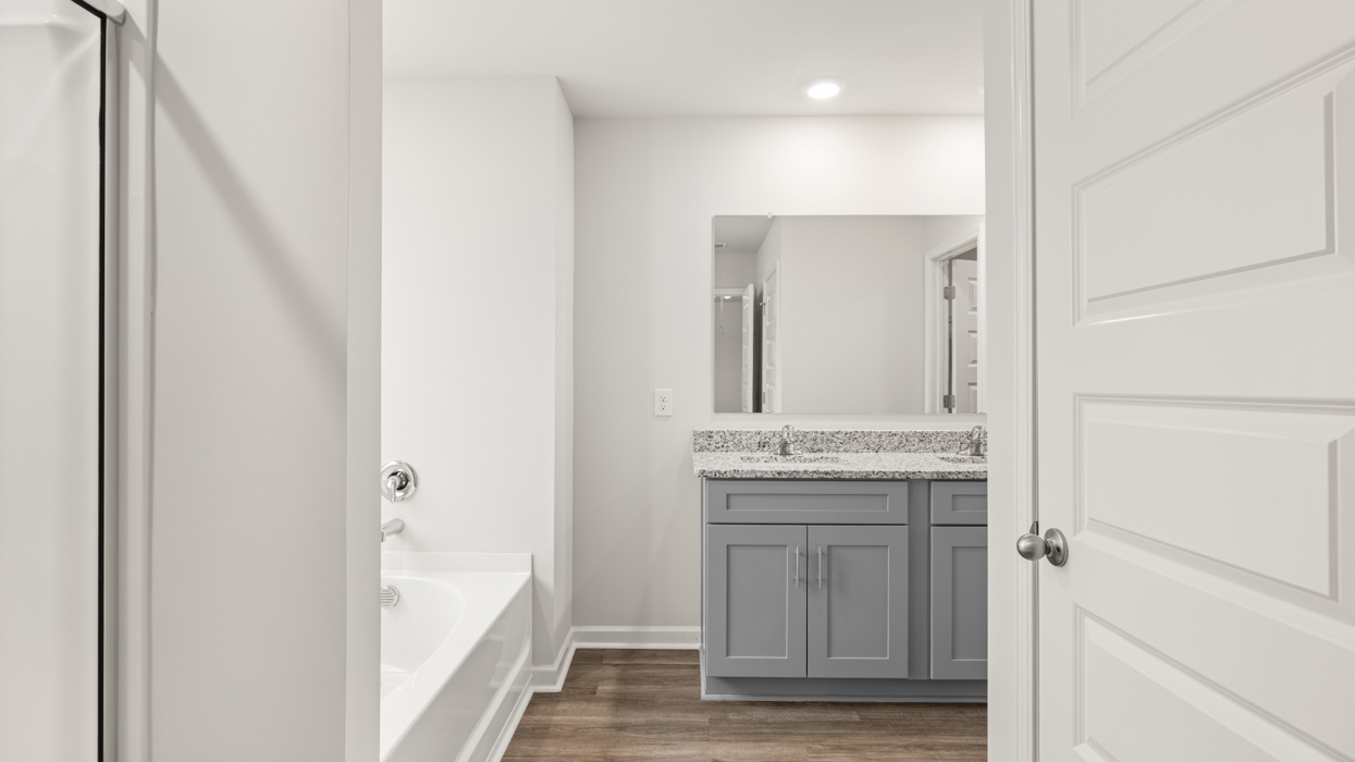 1403 ADMIRAL AVENUE Exterior Front