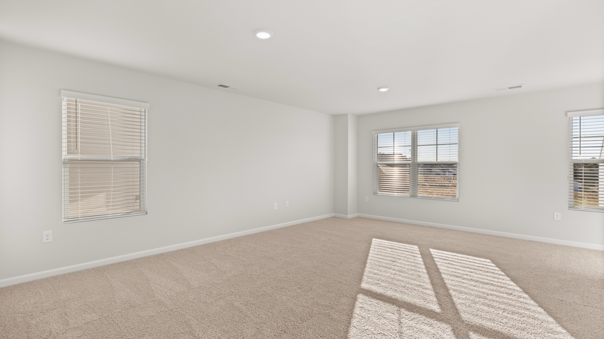 1384 ADMIRAL AVENUE Interior