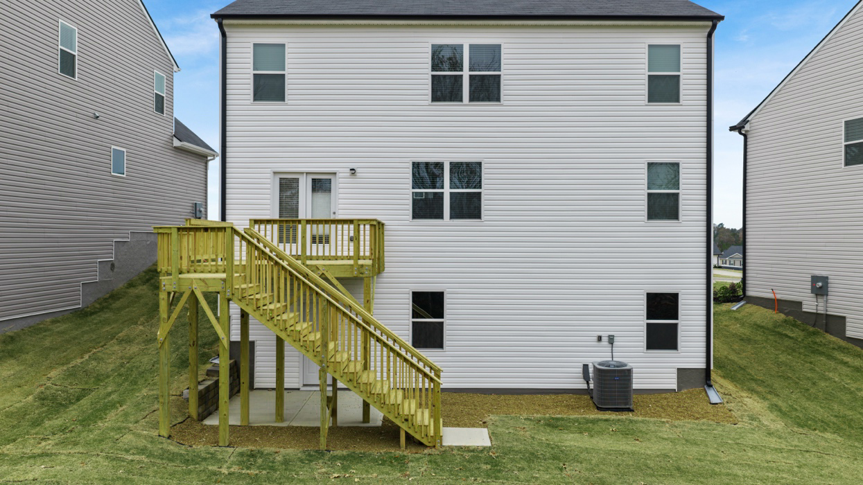 Hayden Exterior Rear