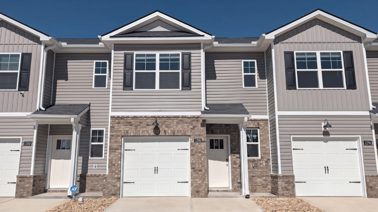 1298 Bent Water Circle exterior