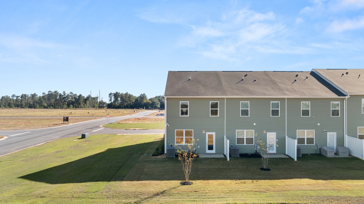 1236 Bent Water Circle