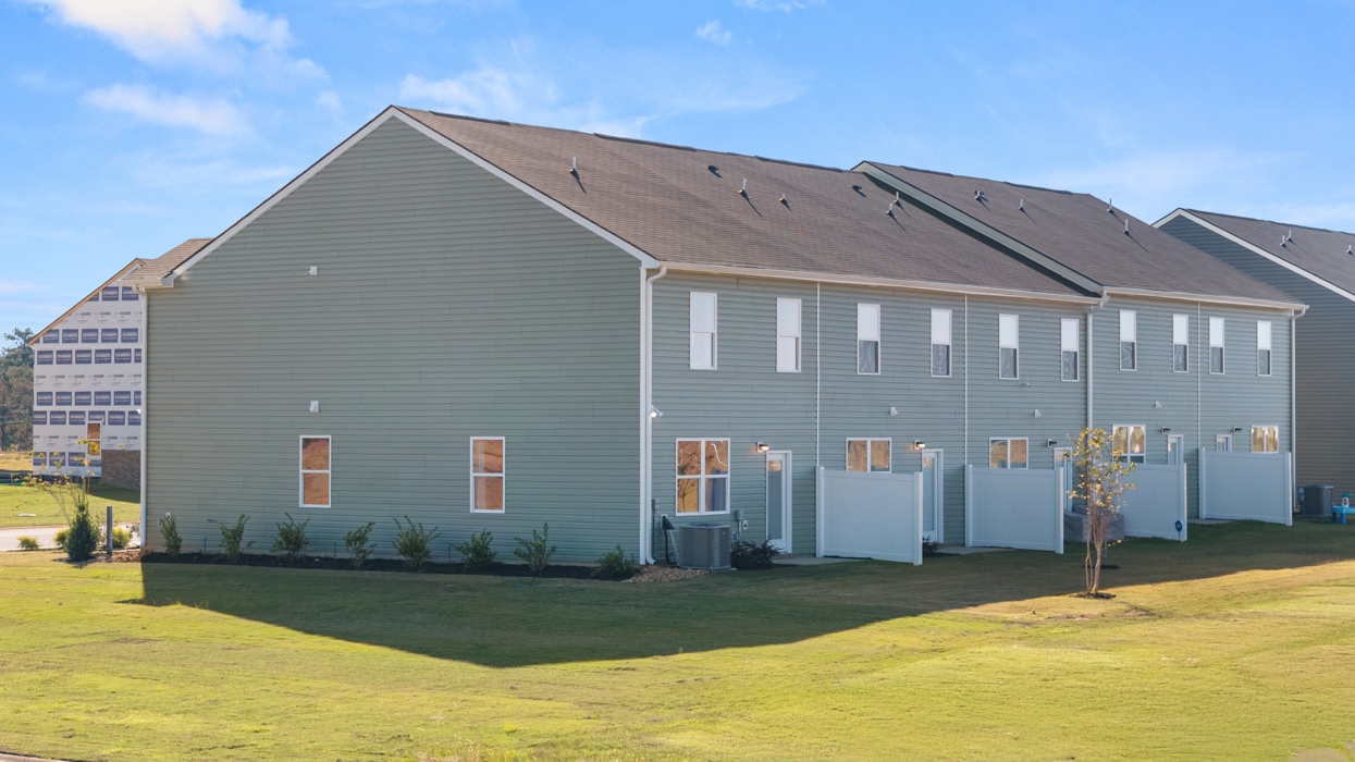 1236 Bent Water Circle