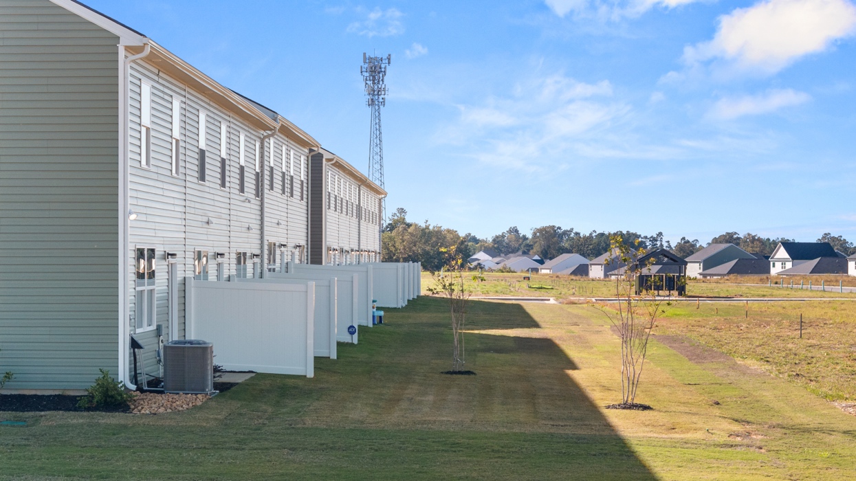 1236 Bent Water Circle