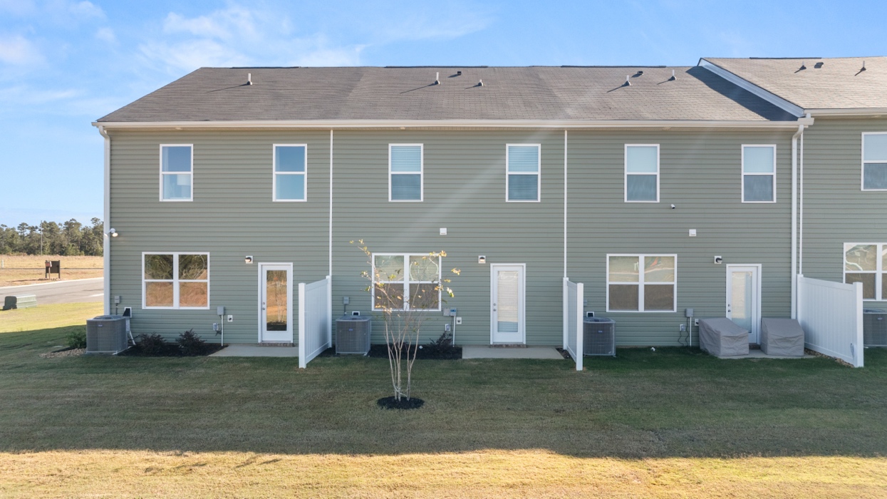 1236 Bent Water Circle