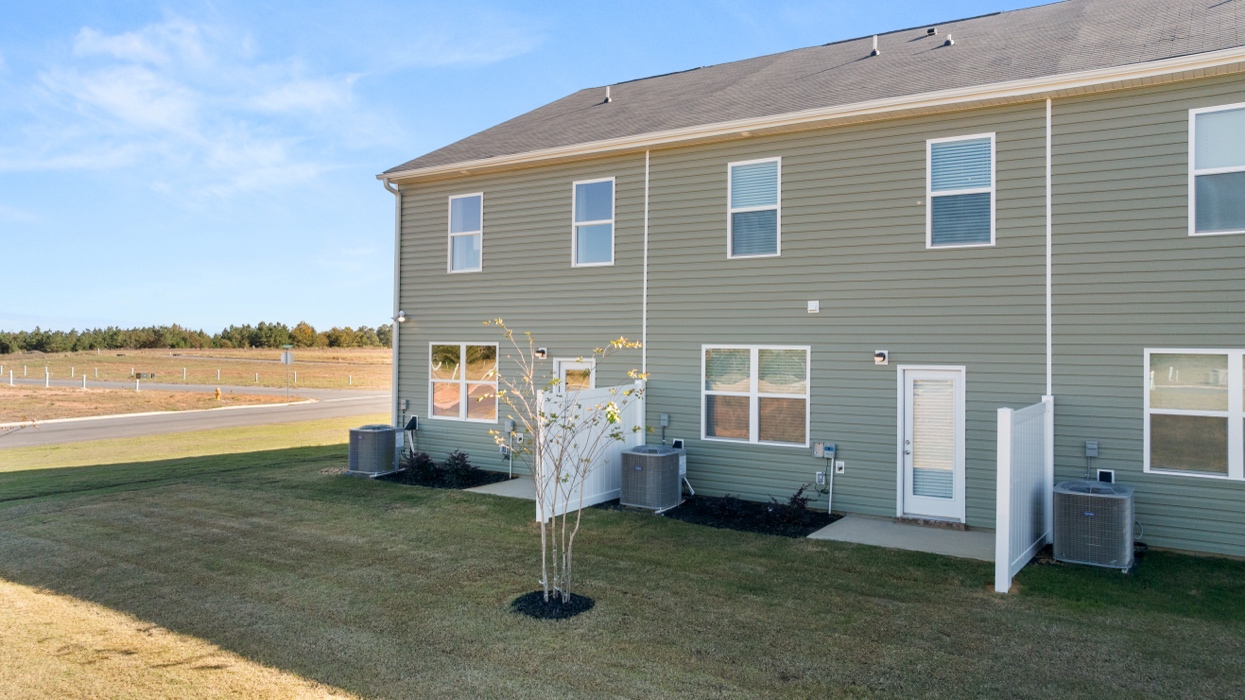 1236 Bent Water Circle