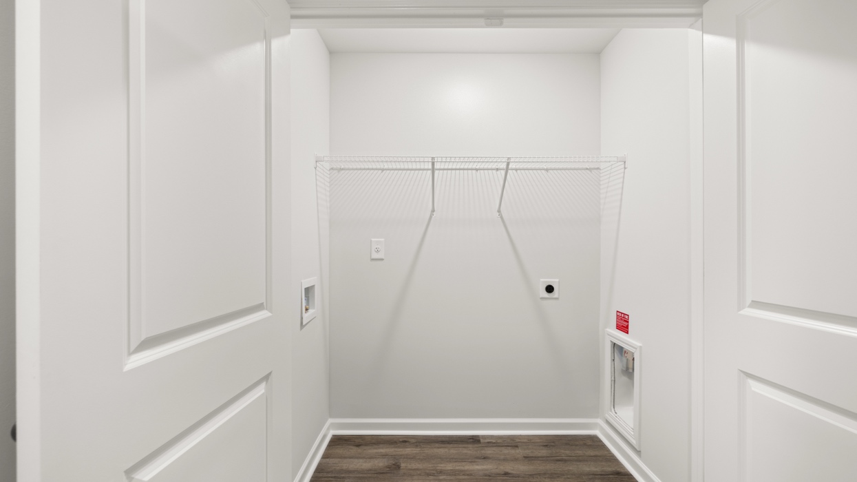 3462 FIRESTONE DRIVE Interior