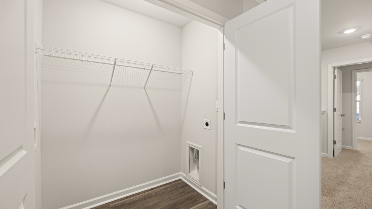 3440 FIRESTONE DRIVE Interior