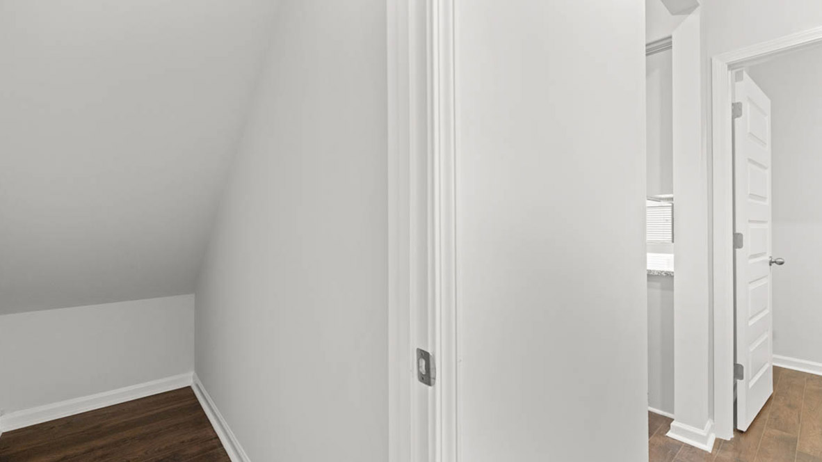 3424 FIRESTONE DRIVE