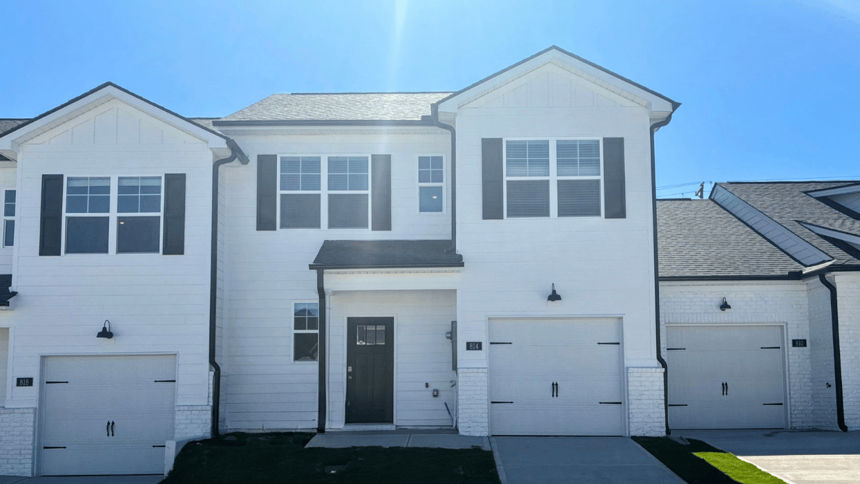 814 Feldspar Manor exterior
