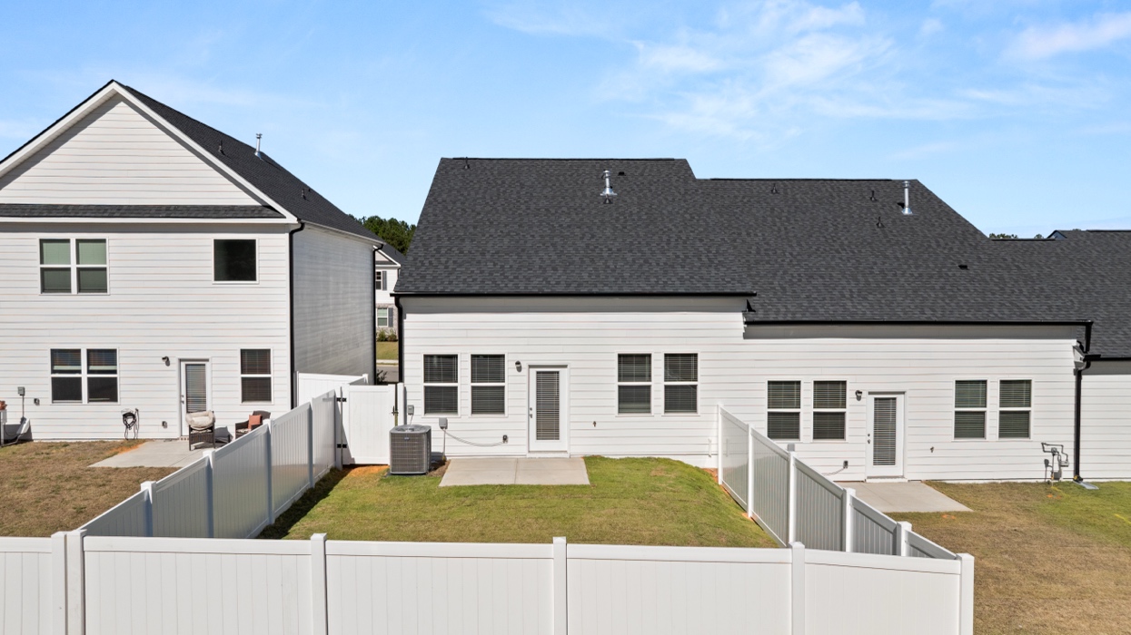 Evans exterior rear fence