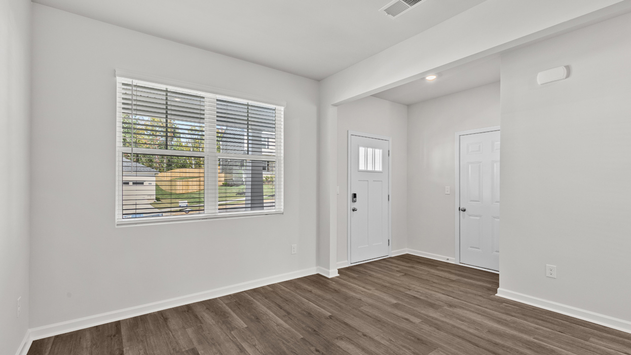 Flex room off of kitchen