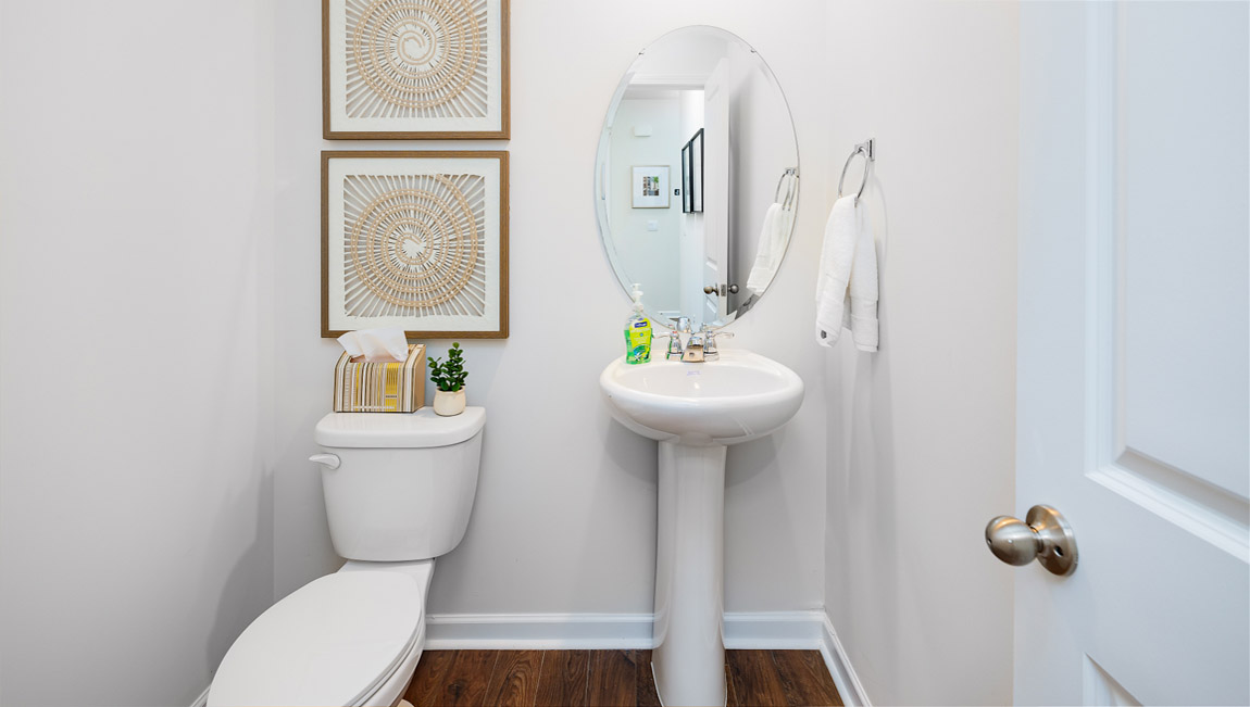 Powder room with single sink