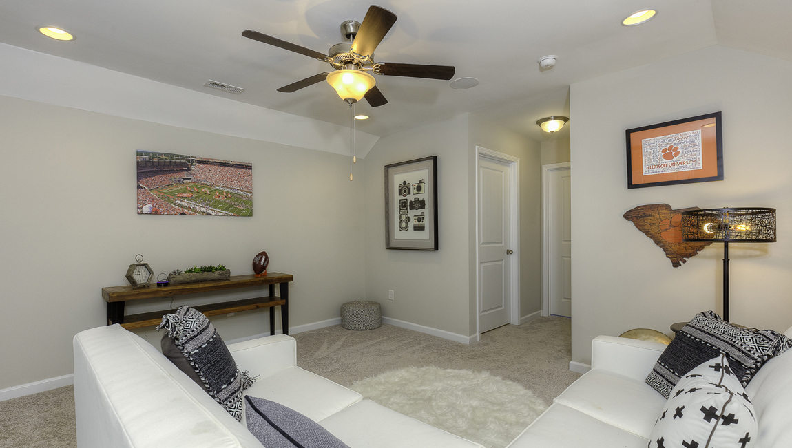 Carpeted additional living space