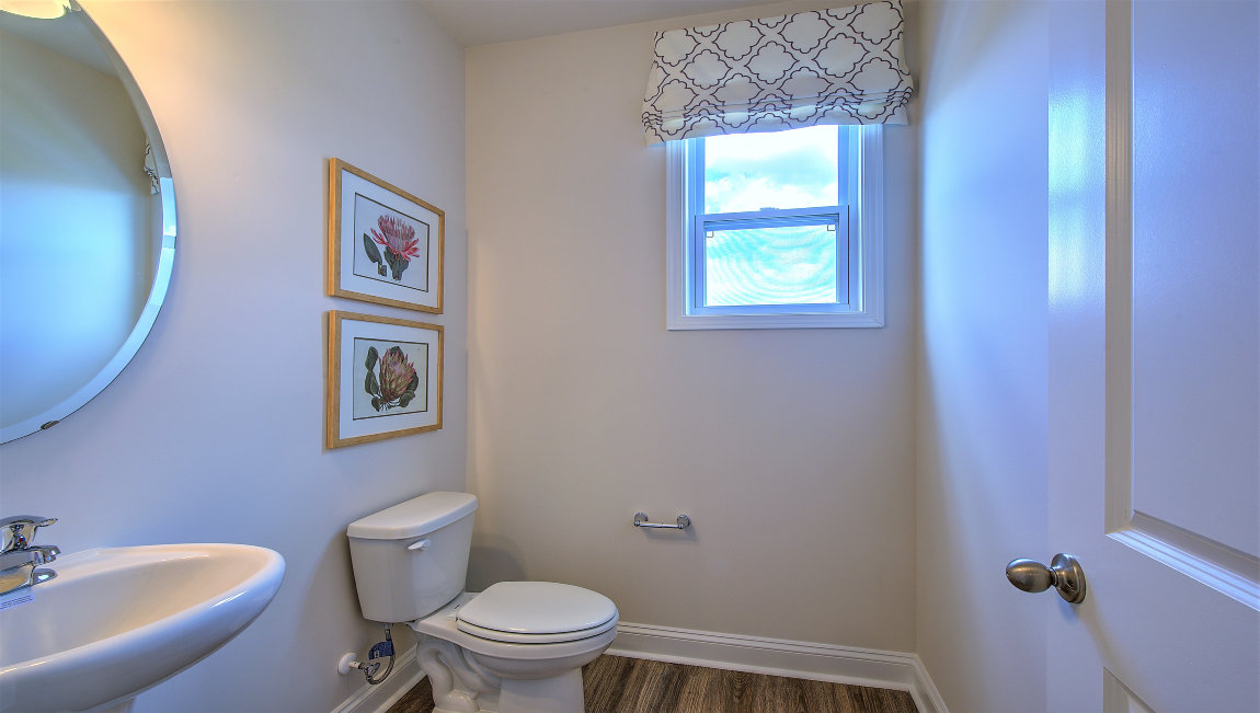 Powder room with single sink