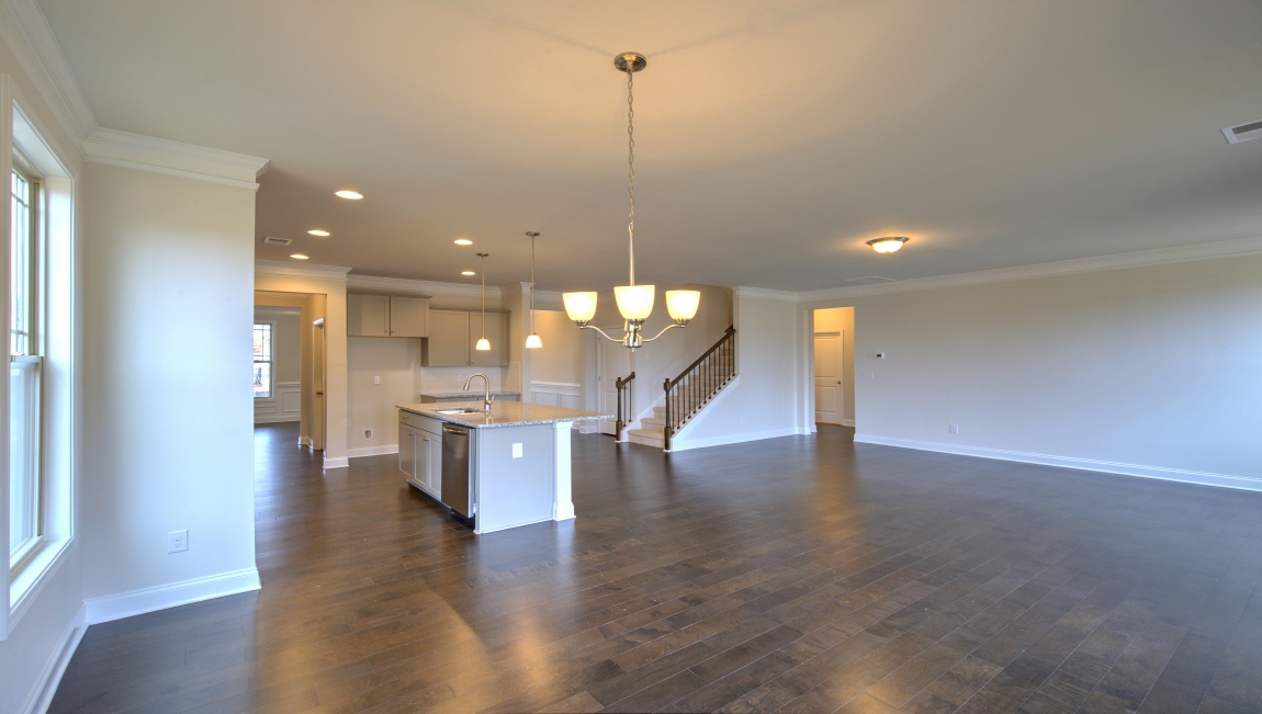 Breakfast area with large windows