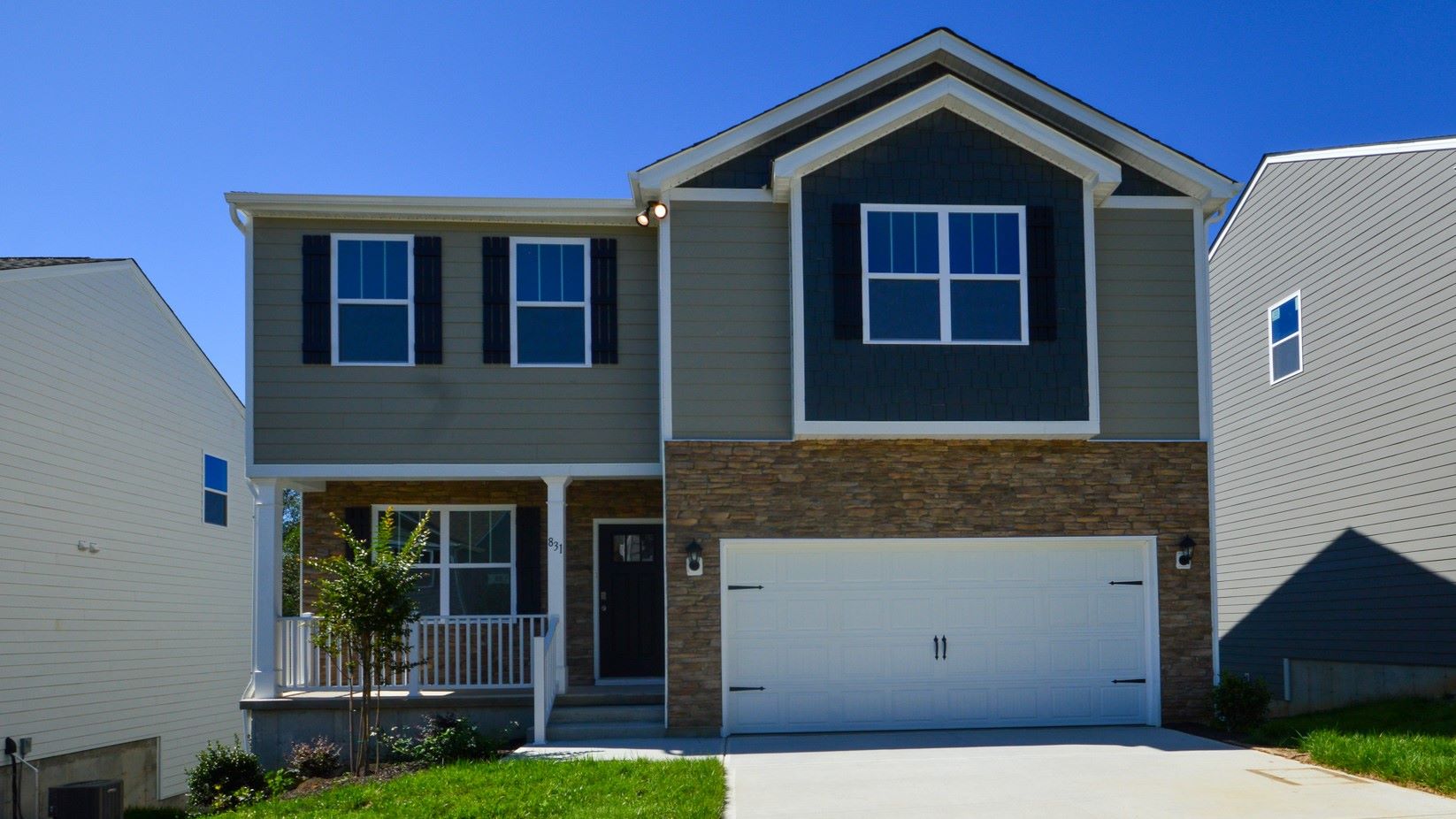 831 Adelston Ln exterior